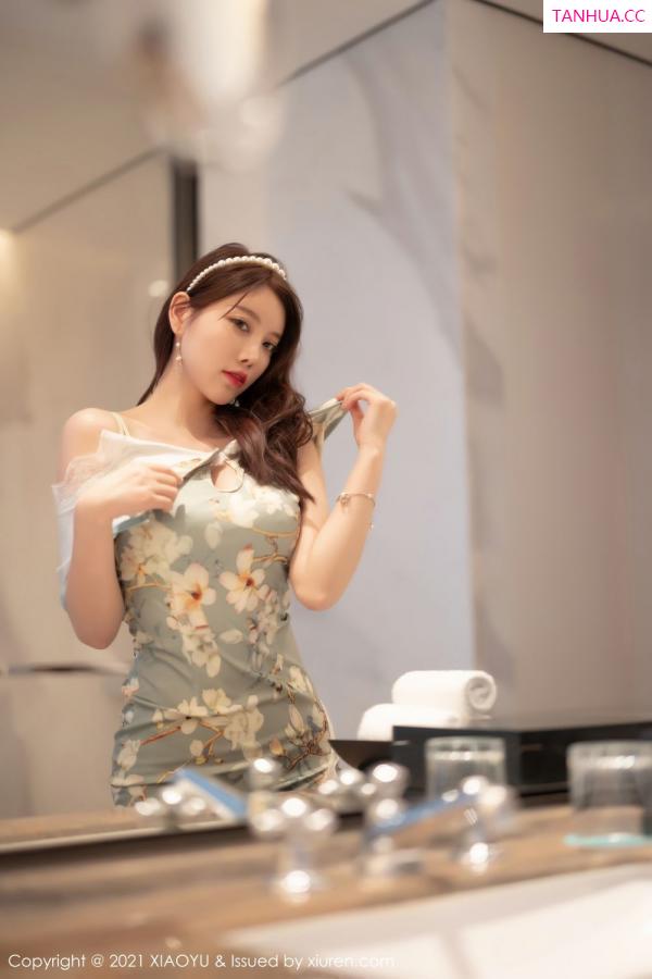 杨晨晨 sugar小甜心CC 宅男女神杨晨晨 韵味旗袍淡绿内衣第29张图片